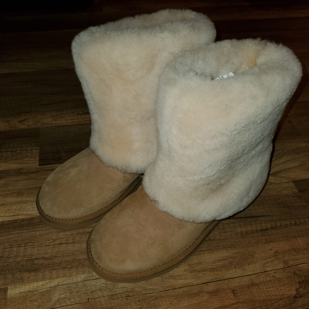 UGG Chestnut Shearling Boots